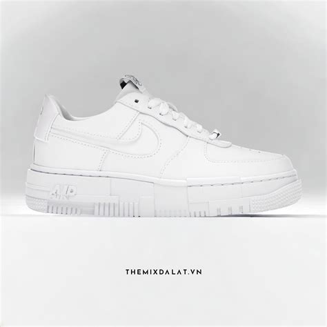 nike air force pixel schwarz weiß|low pixel white nike.